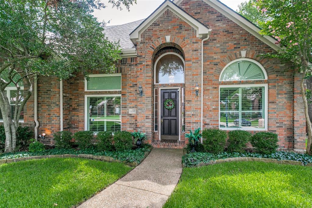 3404 Mapleleaf Lane Richardson, TX 75082 - Photo 3 of 25