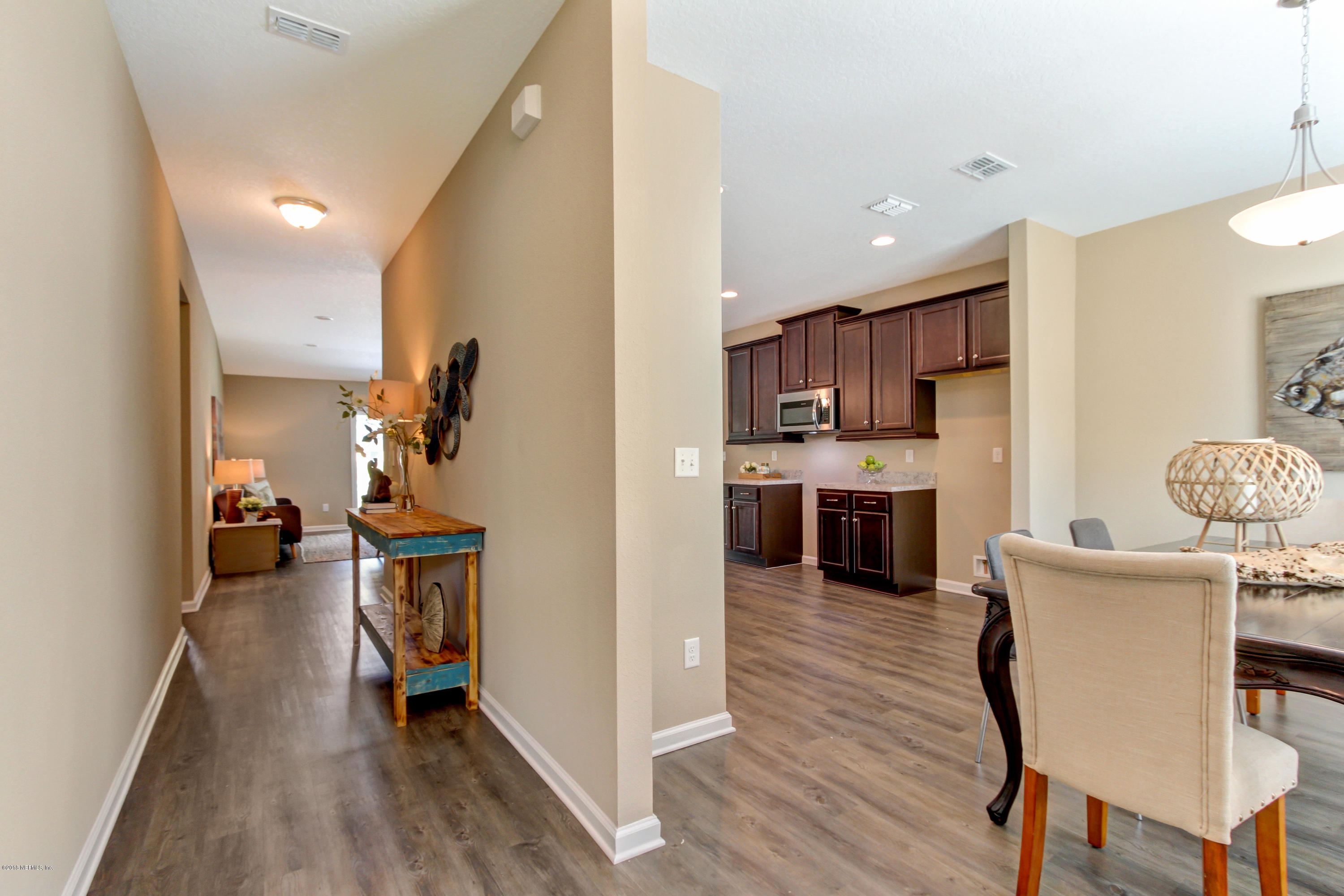 5121 Damascus Road North Jacksonville, FL 32207 - Photo 2 of 31 IMG_0745_46_47_48_49_50
