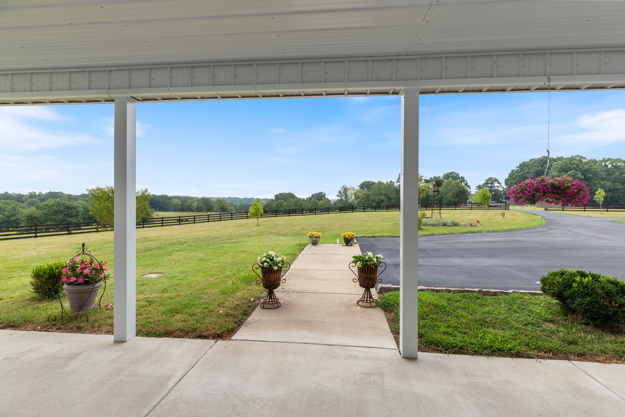 161 Martin Road Bon Aqua, TN 37025 - Photo 13 of 46 Gallery Image 13