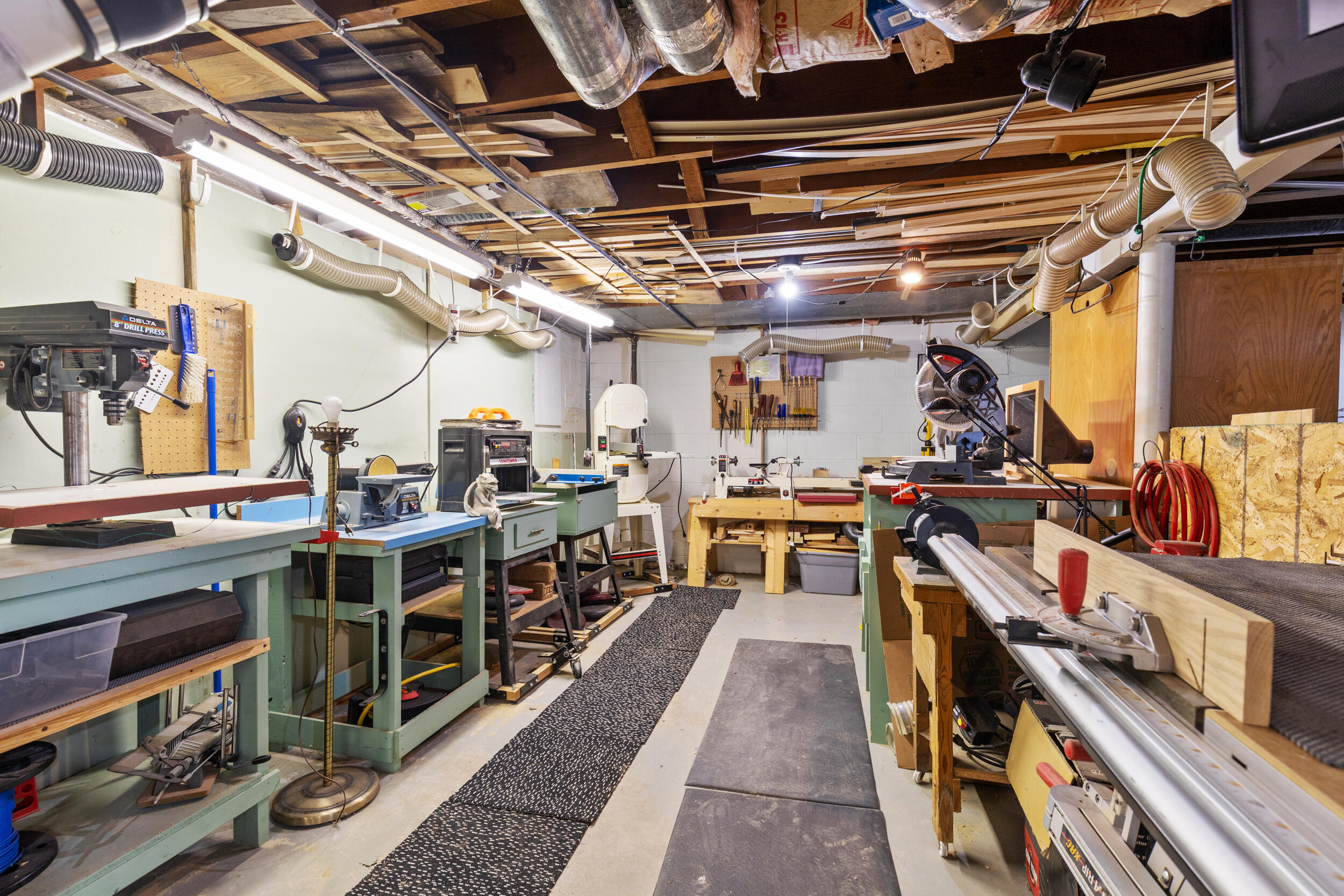 1981 South 75th Street West Allis, WI 53219 - Photo 25 of 30 workshop