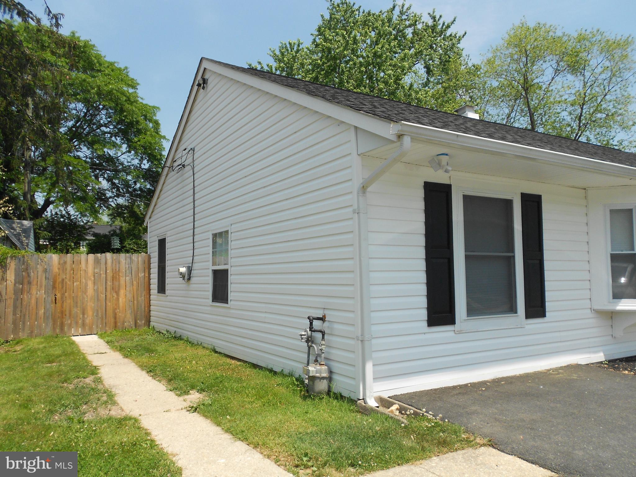 2002 Hanson Road Edgewood, MD 21040 - Photo 3 of 46