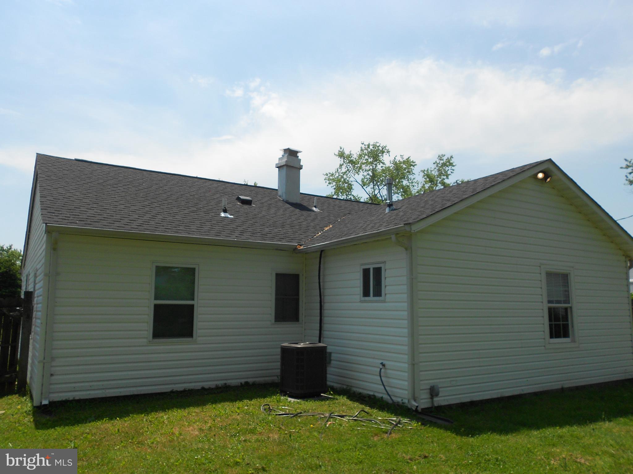 2002 Hanson Road Edgewood, MD 21040 - Photo 4 of 46