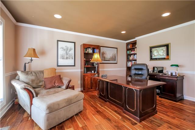 1012 Mohawk Trail Springfield, TN 37172 - Photo 3 of 20 Office could be formal living room or library!