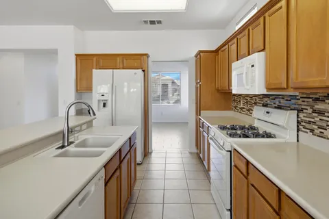 $475,000 | 78208 Silverleaf Court, Palm Desert, CA 92211