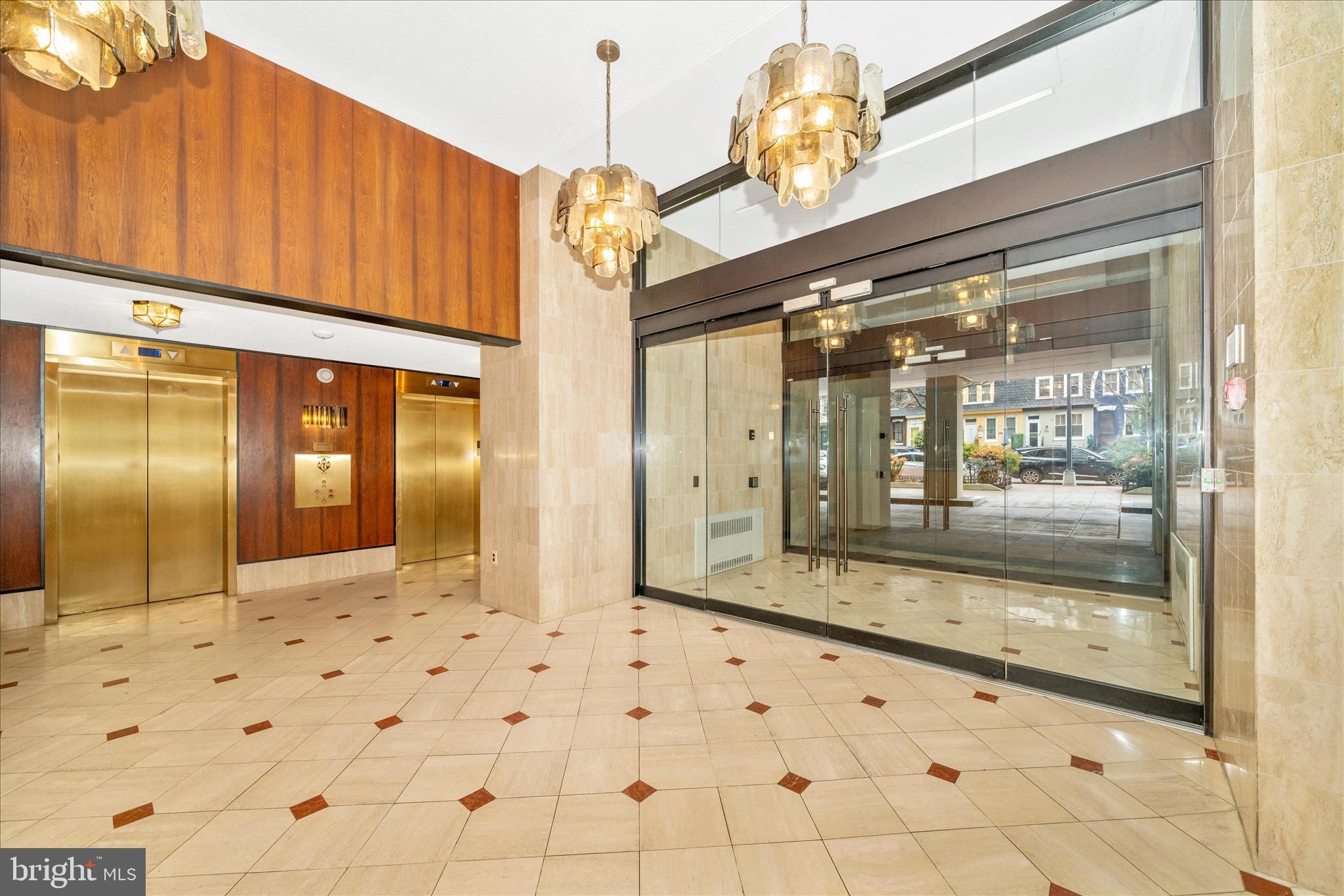 800 25th Street Northwest, Unit 1003 Washington, DC 20037 - Photo 3 of 28 Lobby 2nd view
