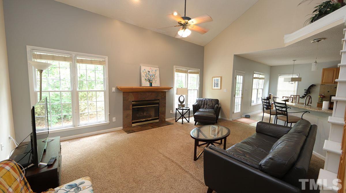 12337 Amoretto Way Raleigh, NC 27613 - Photo 3 of 15