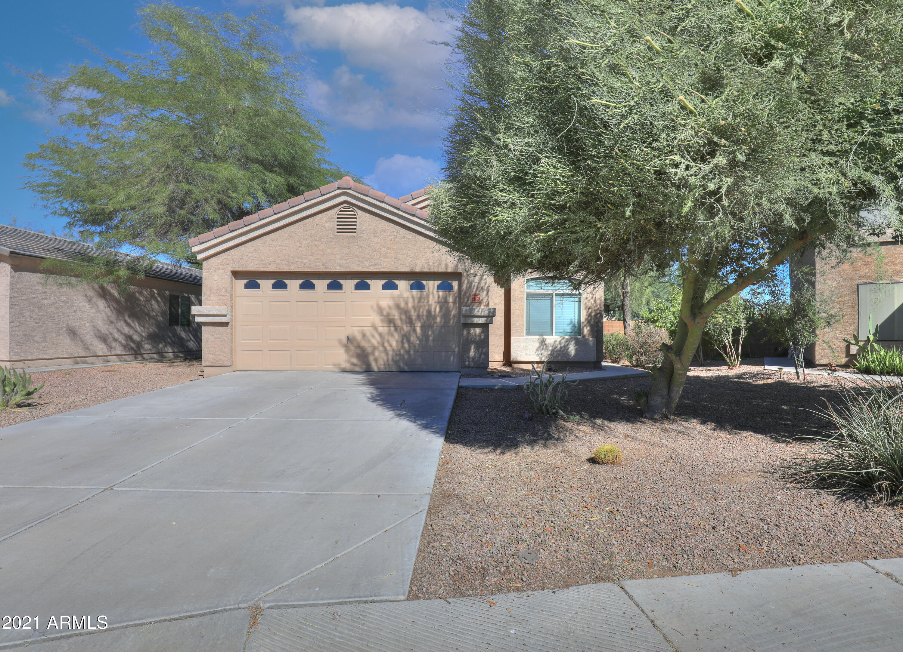 43652 West Magnolia Road Maricopa, AZ 85138 - Photo 2 of 25 02