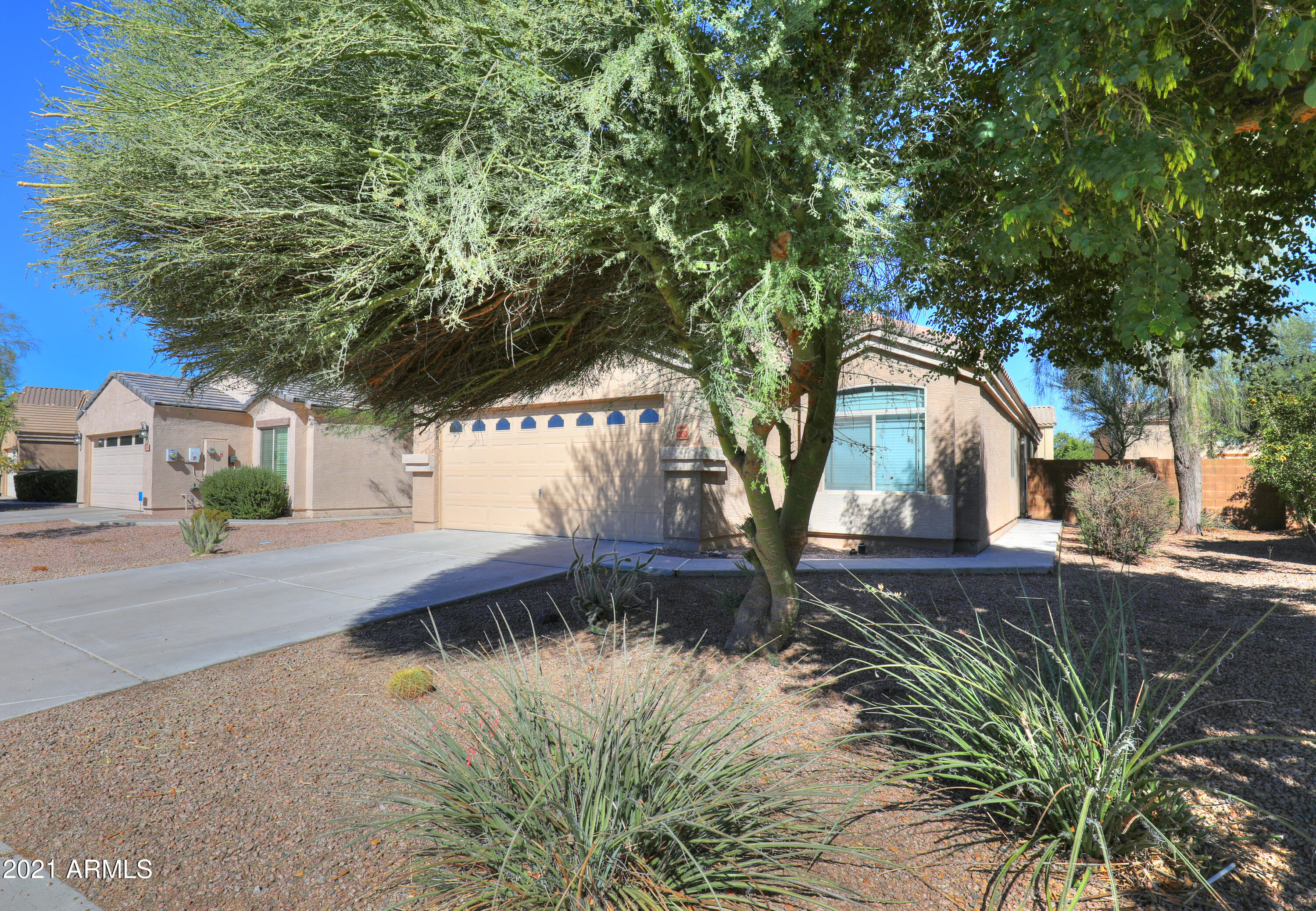 43652 West Magnolia Road Maricopa, AZ 85138 - Photo 4 of 25 04