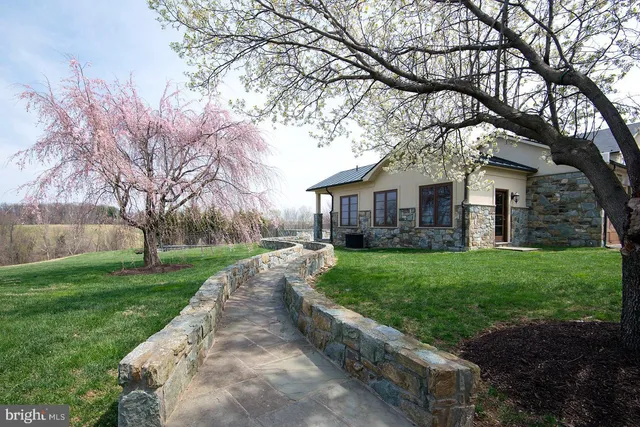 $2,895,000 | 16704 Thurston Road, Dickerson, MD 20842