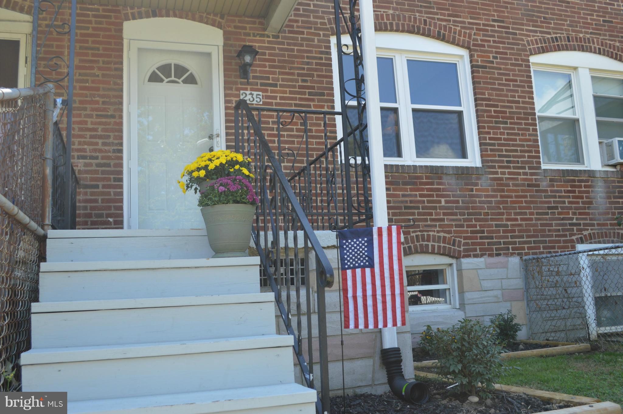 235 West Edgevale Road Baltimore, MD 21225 - Photo 1 of 30 Exterior (Front)