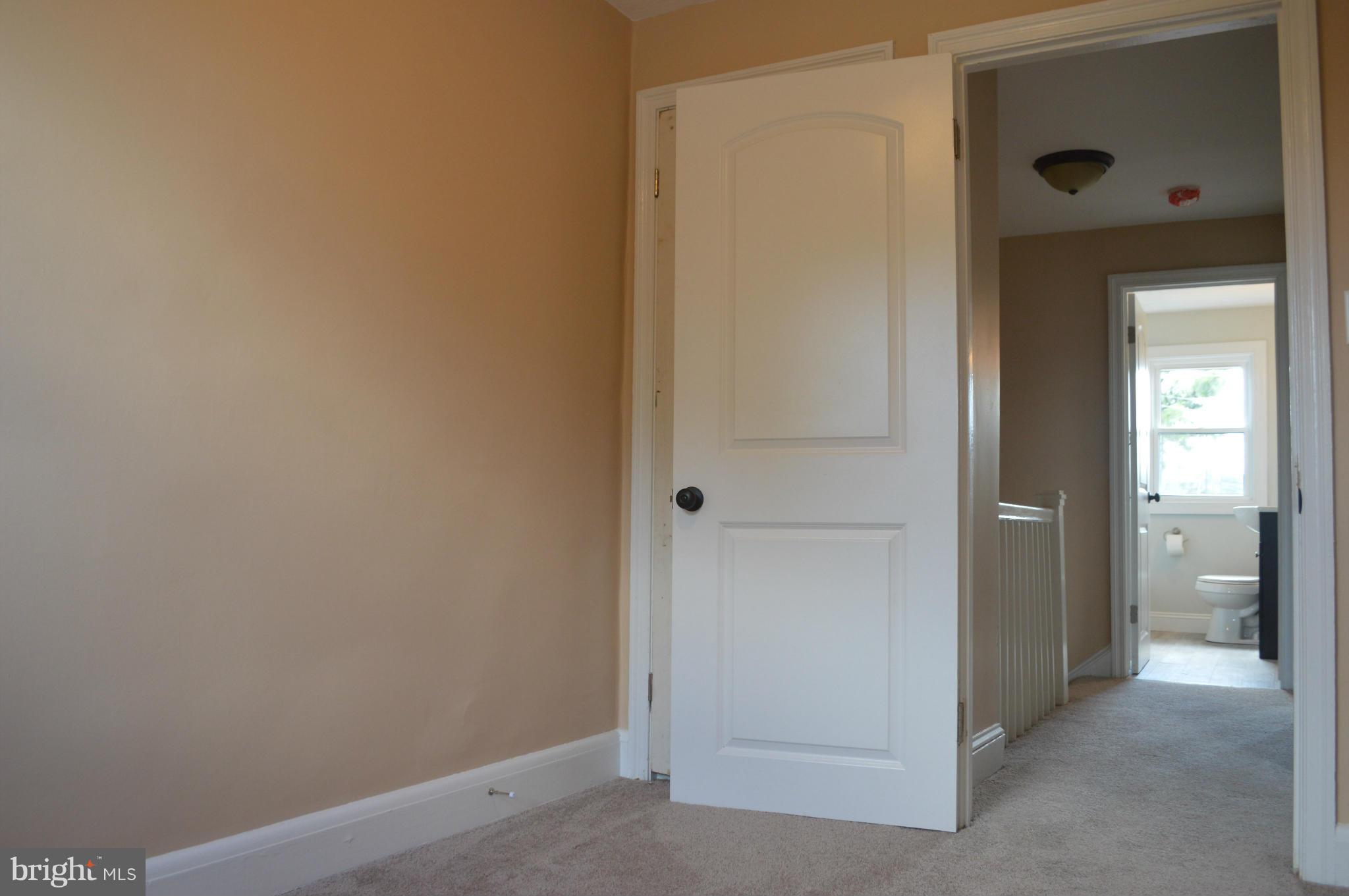 235 West Edgevale Road Baltimore, MD 21225 - Photo 20 of 30 Bedroom 3