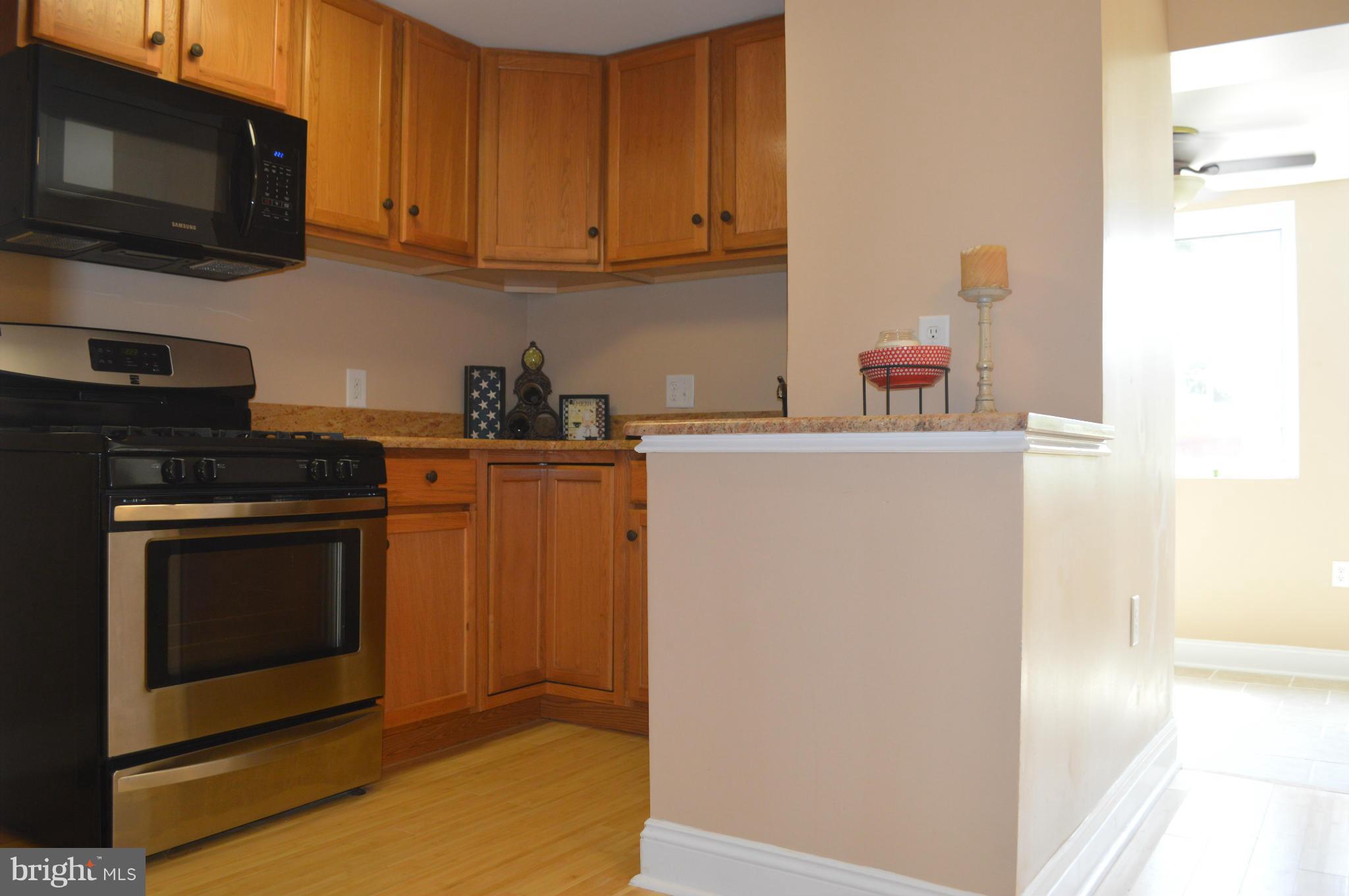 235 West Edgevale Road Baltimore, MD 21225 - Photo 10 of 30 Kitchen