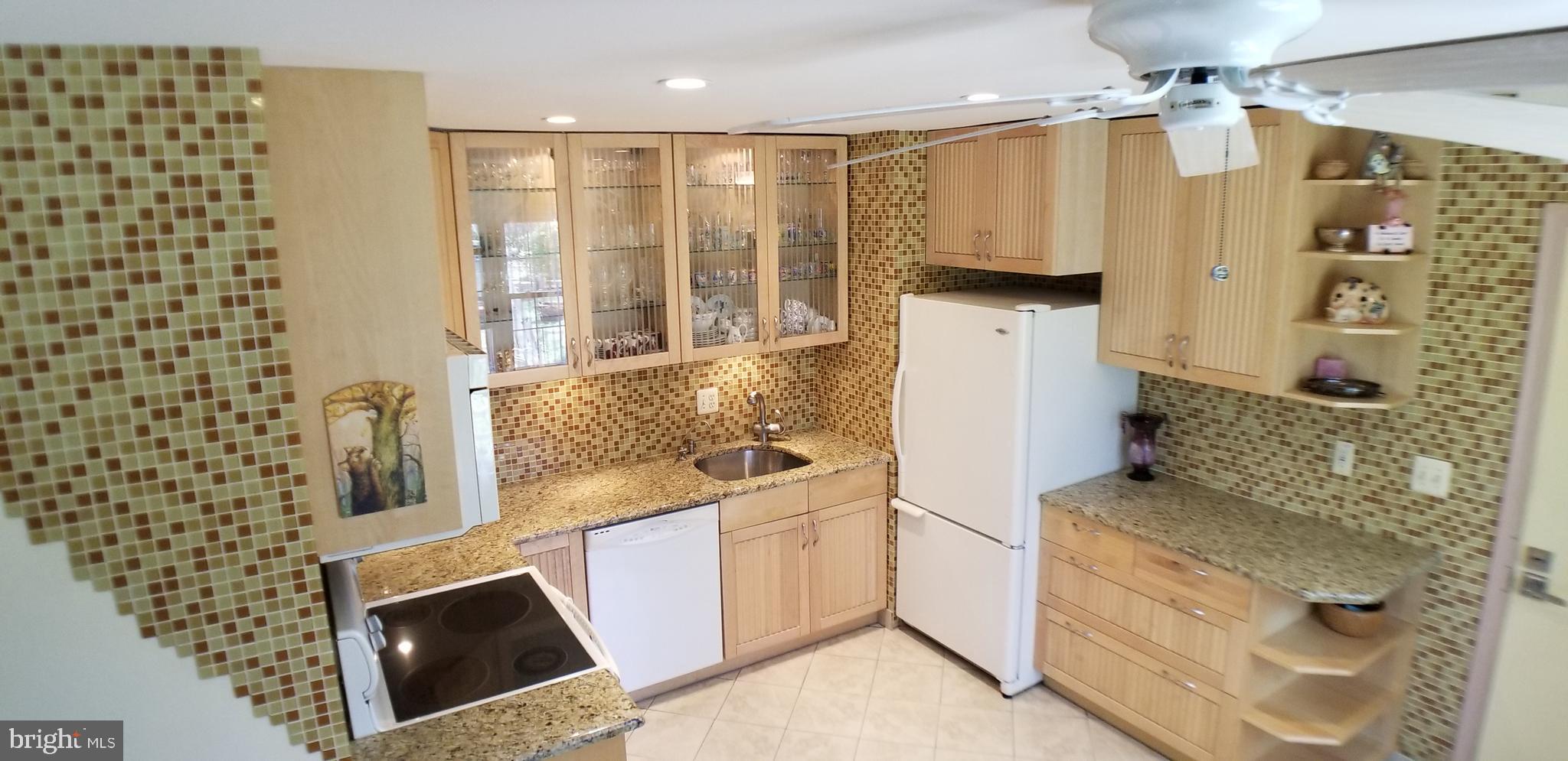 2332 Rosedown Drive Reston, VA 20191 - Photo 7 of 31 Gallery Image 7