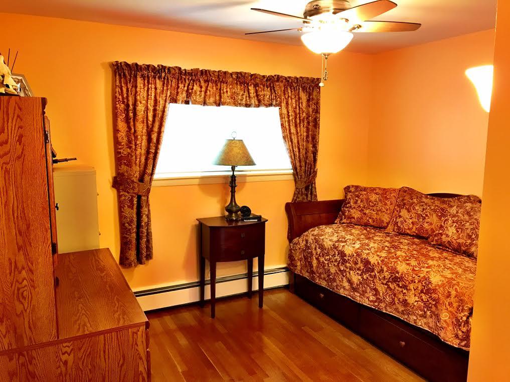 75 Ruth Avenue Manchester, NH 03109 - Photo 8 of 17