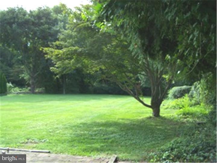 1237 Bon Air Road Havertown, PA 19083 - Photo 20 of 22 Back Yard
