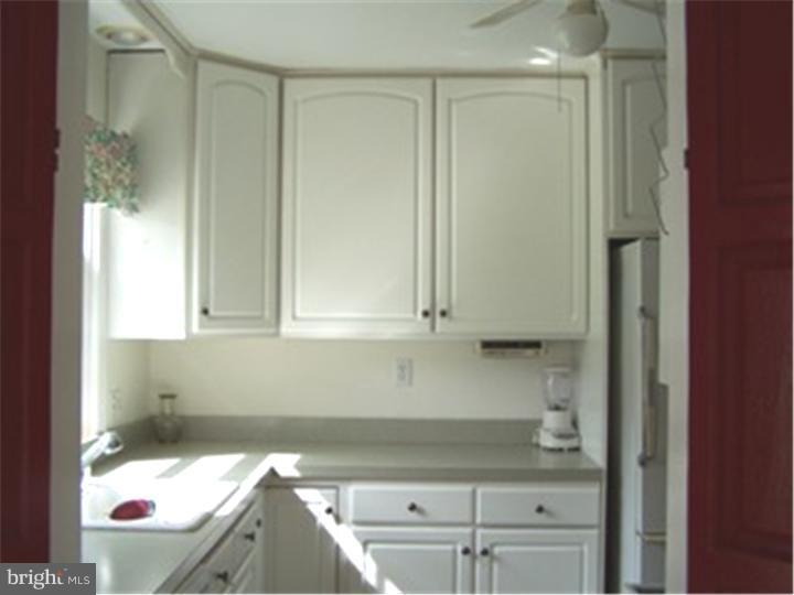 1237 Bon Air Road Havertown, PA 19083 - Photo 6 of 22 Kitchen