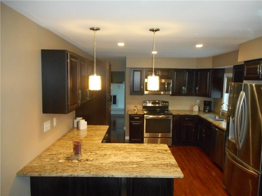 267 Sunset Valley Road New Castle, PA 16105 - Photo 3 of 25