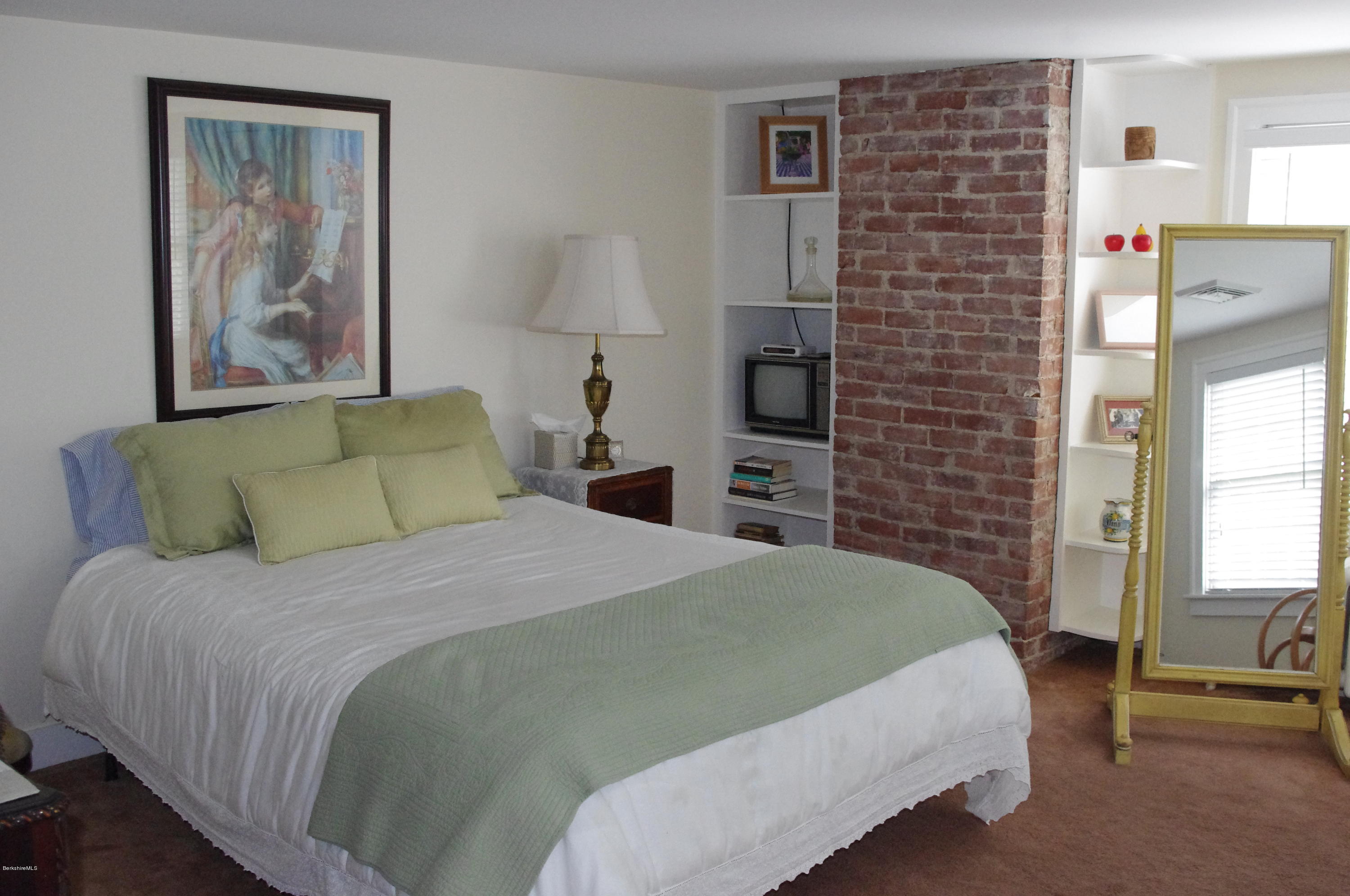 337 State Road Great Barrington, MA 01230 - Photo 9 of 13 IMGP9840
