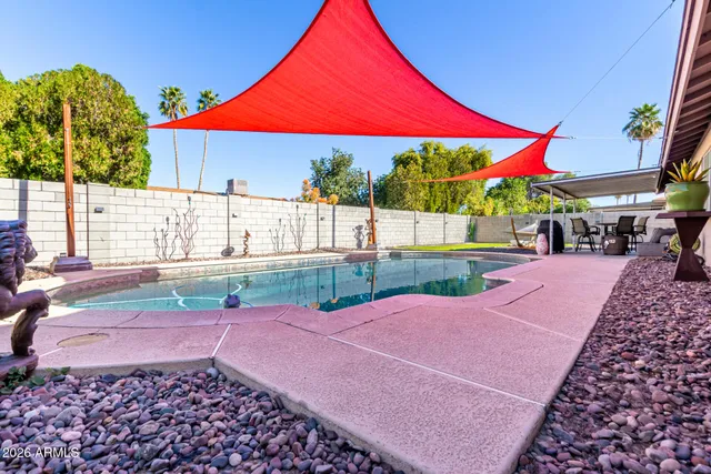 $469,900 | 3810 West Campo Bello Drive, Glendale, AZ 85308