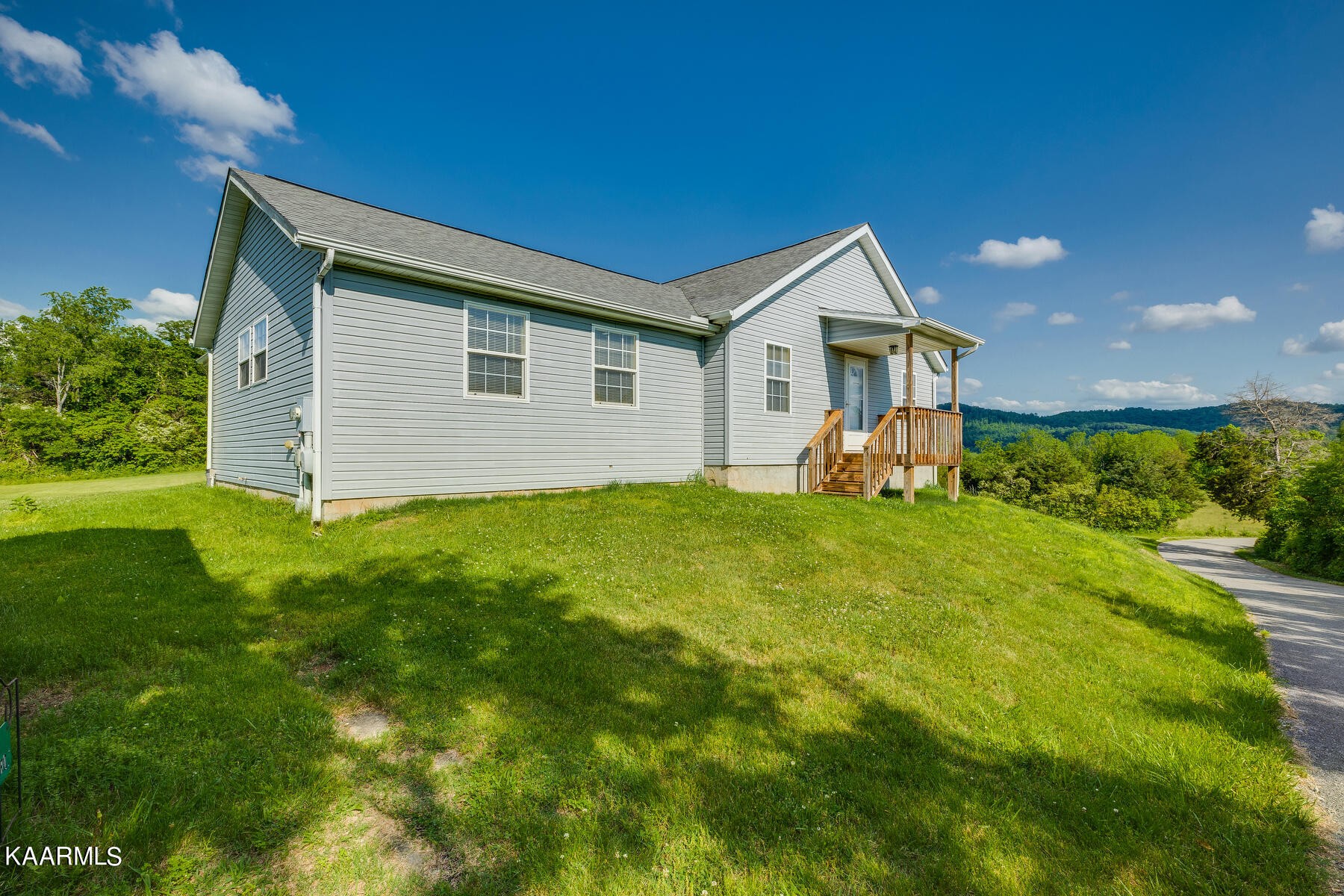 617 Wilson Gap Road Speedwell, TN 37870 - Photo 2 of 39 Gallery Image 2