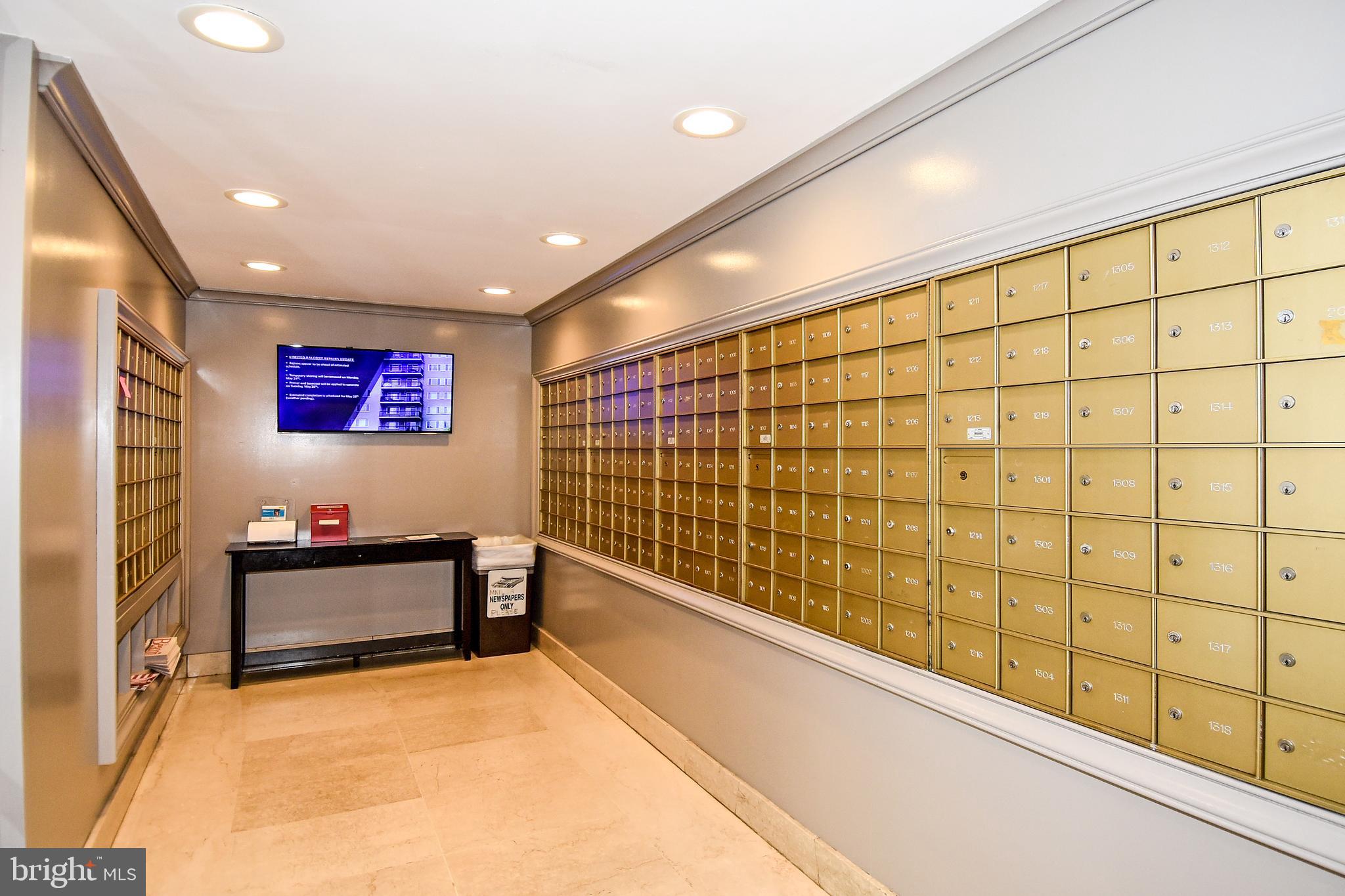 1900 Lyttonsville Road, Unit 709 Silver Spring, MD 20910 - Photo 21 of 33