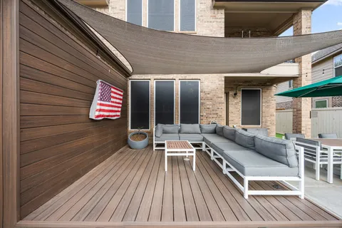a view of outdoor space yard and patio