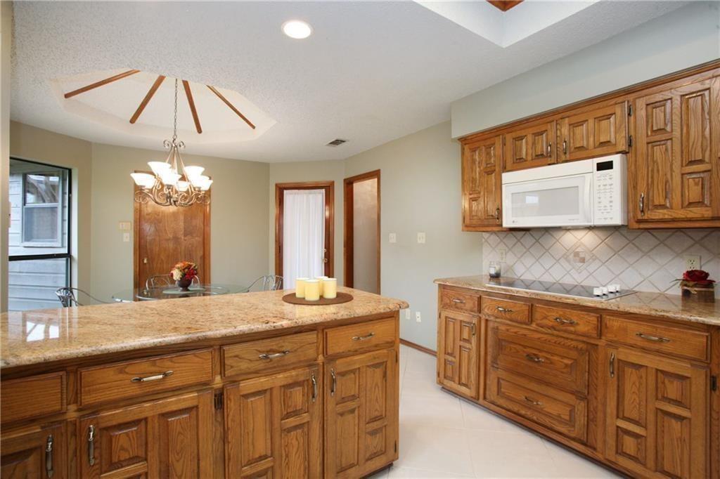 2127 Windy Ridge Lane Garland, TX 75044 - Photo 4 of 11