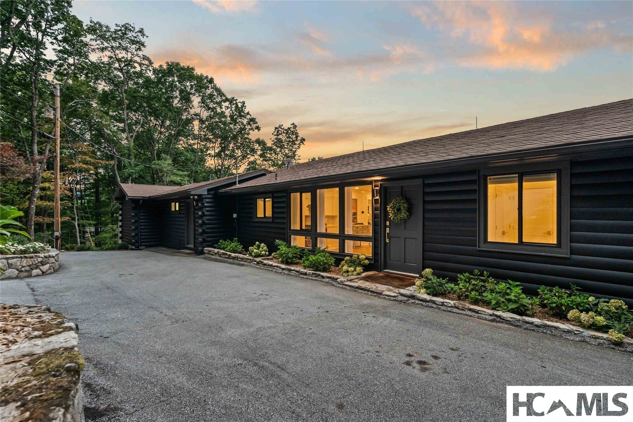 471 Highlands View Road Highlands, NC 28741 - Photo 4 of 52 Gallery Image 4