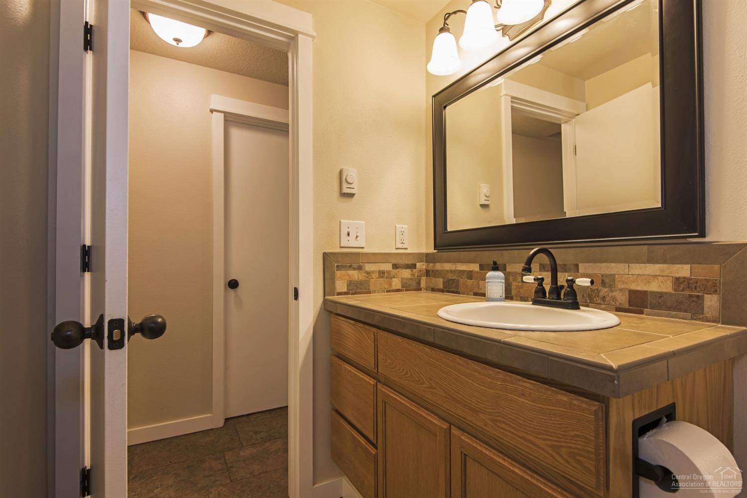 16881 Indio Road Bend, OR 97707 - Photo 14 of 25 Additional Photo