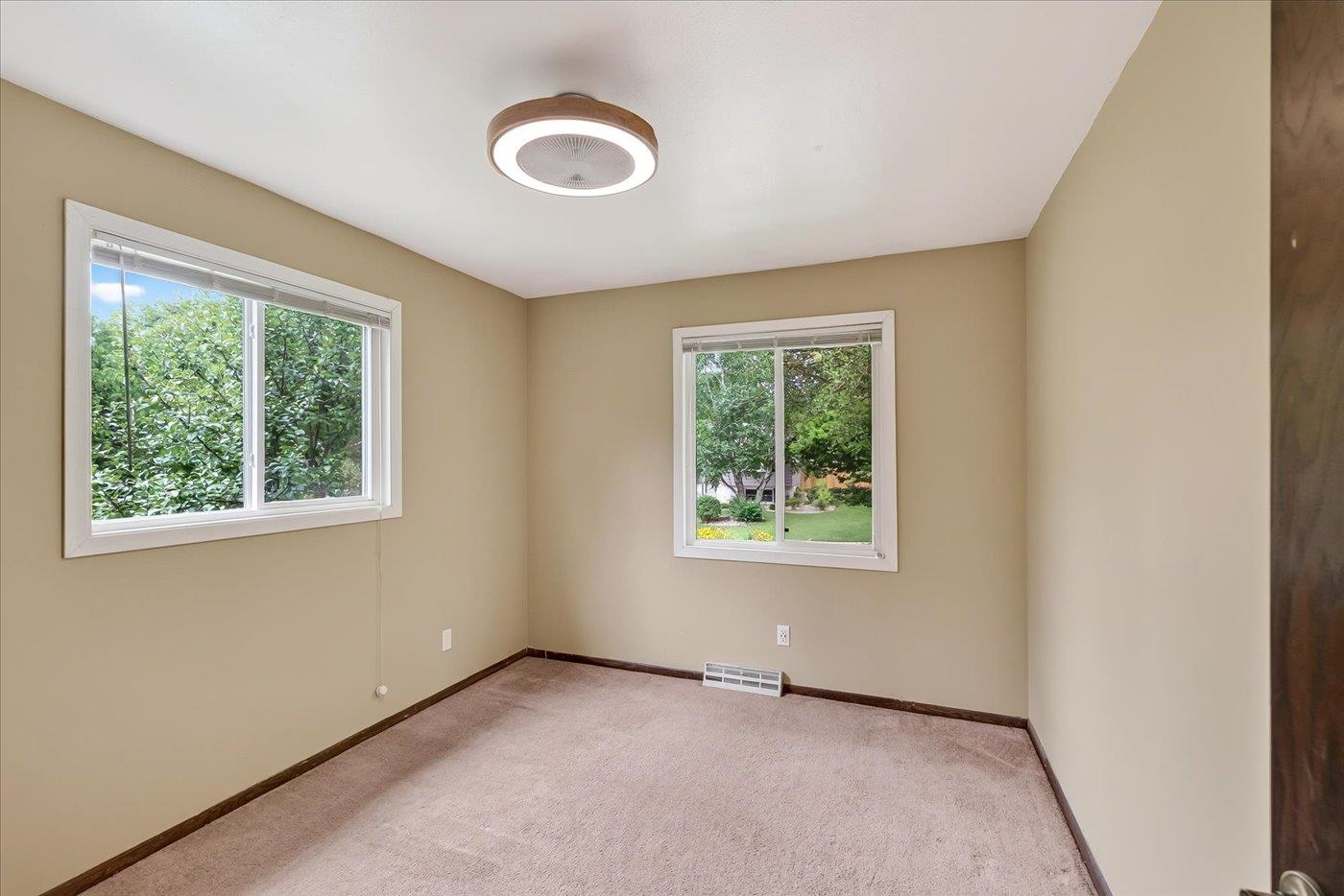 1401 Frisch Road Madison, WI 53711 - Photo 30 of 41