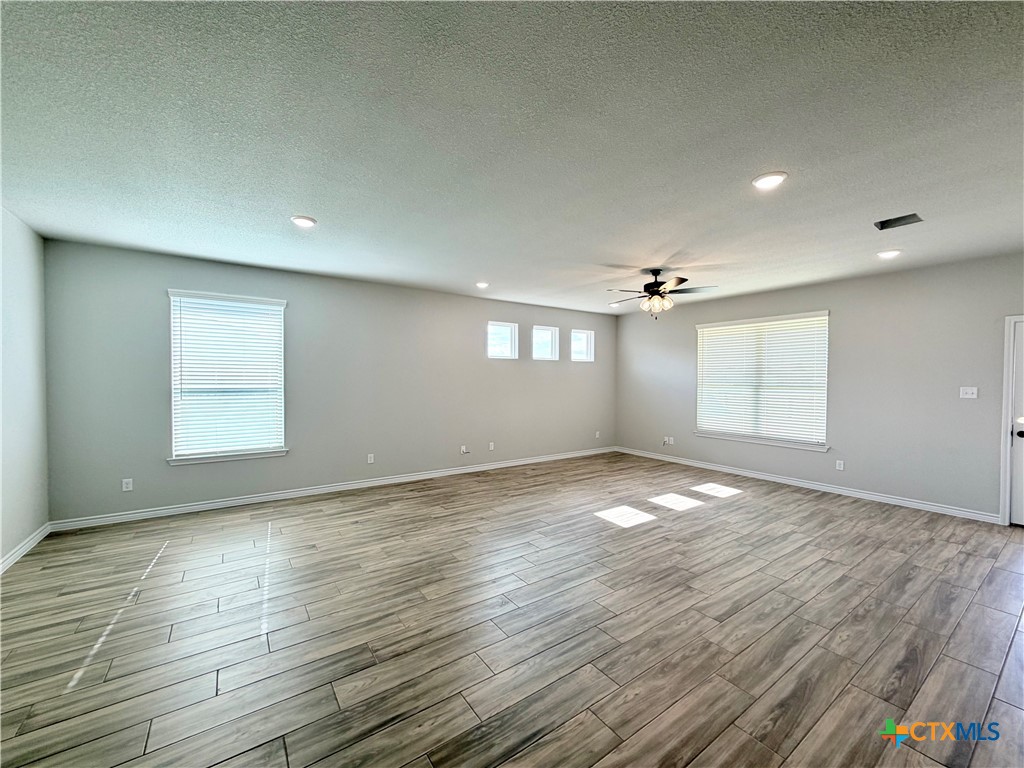 6907 Wizard Drive Killeen, TX 76549 - Photo 5 of 27