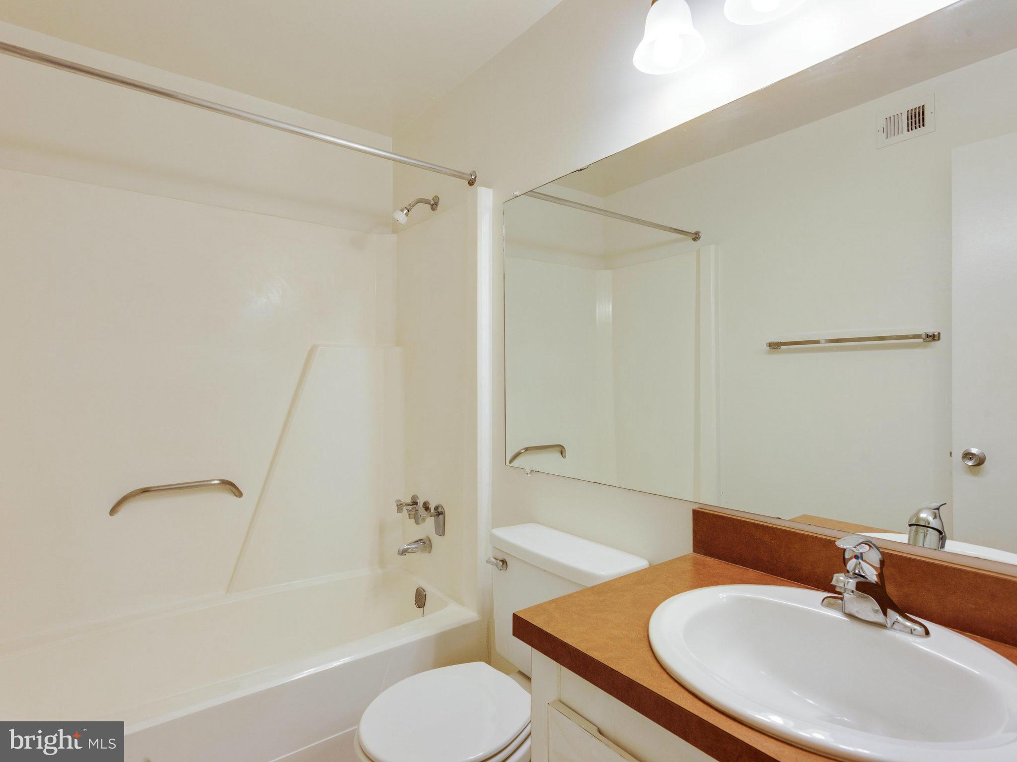 2108 Green Watch Way, Unit 301 Reston, VA 20191 - Photo 24 of 28 Bath