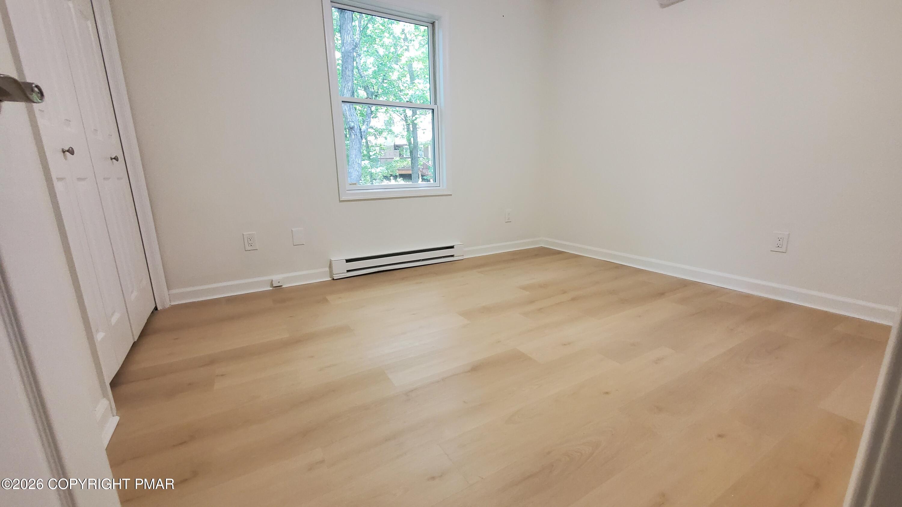 320 Canterbury Road Bushkill, PA 18324 - Photo 14 of 38 3rd Bedroom