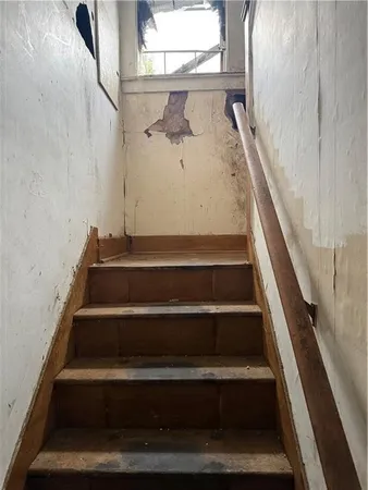 a view of entryway