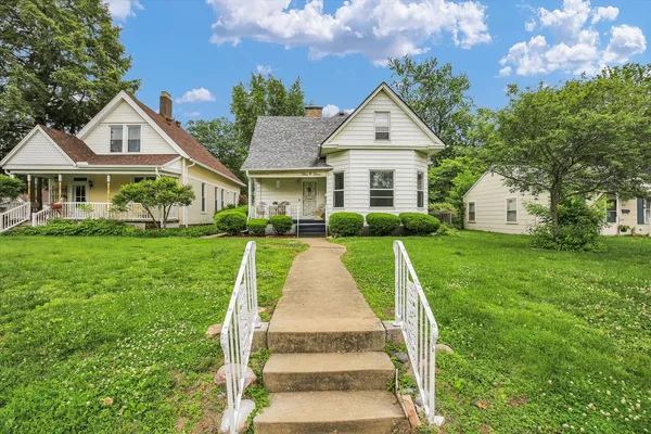 $129,000 | 503 South Buchanan Street, Danville, IL 61832
