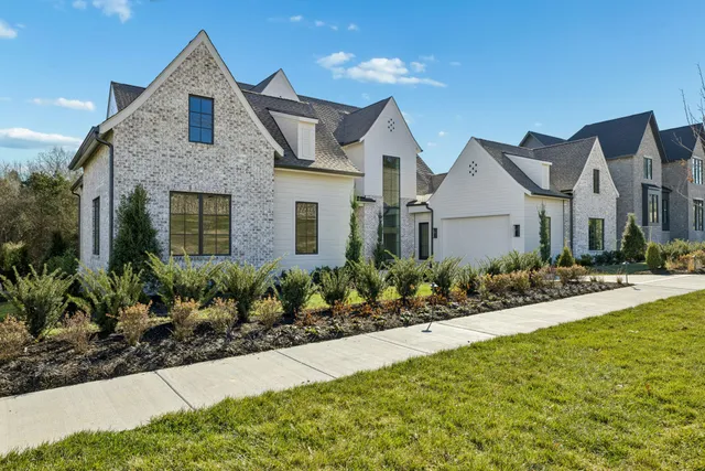 $5,935,000 | 8392 Solstice Drive, College Grove, TN 37046