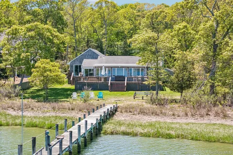 $2,795,000 | 580 Broadwaters Road, Cutchogue, NY 11935