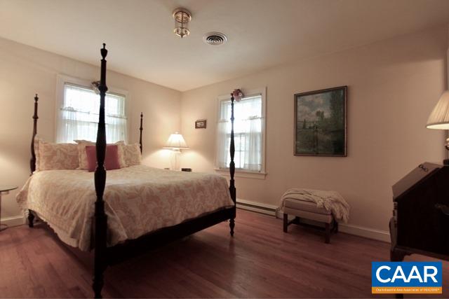 2407 Brook Road Charlottesville, VA 22901 - Photo 10 of 24 Gallery Image 10