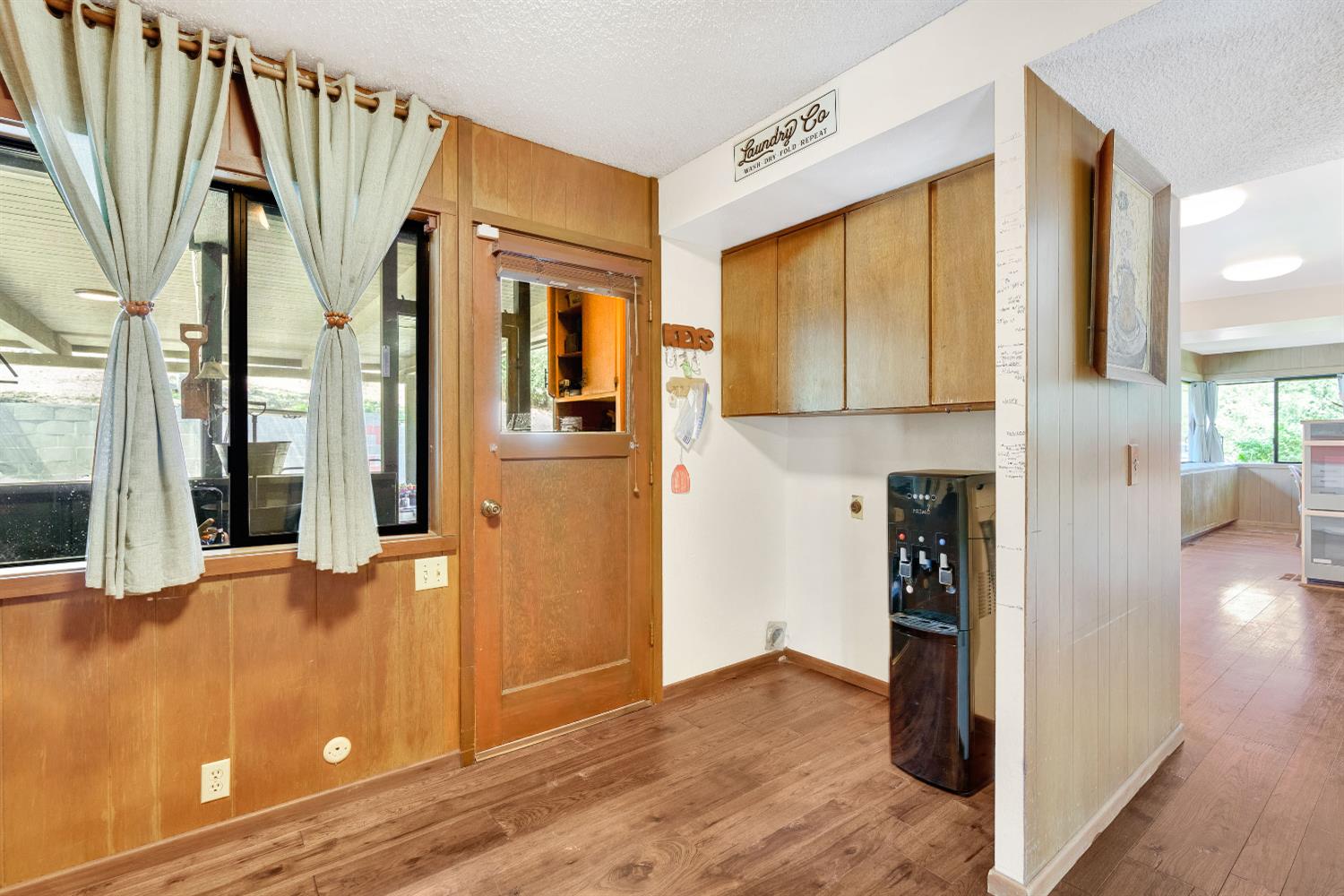 43715 Dinely Drive Three Rivers, CA 93271 - Photo 47 of 51 a view of a entryway with wooden floor