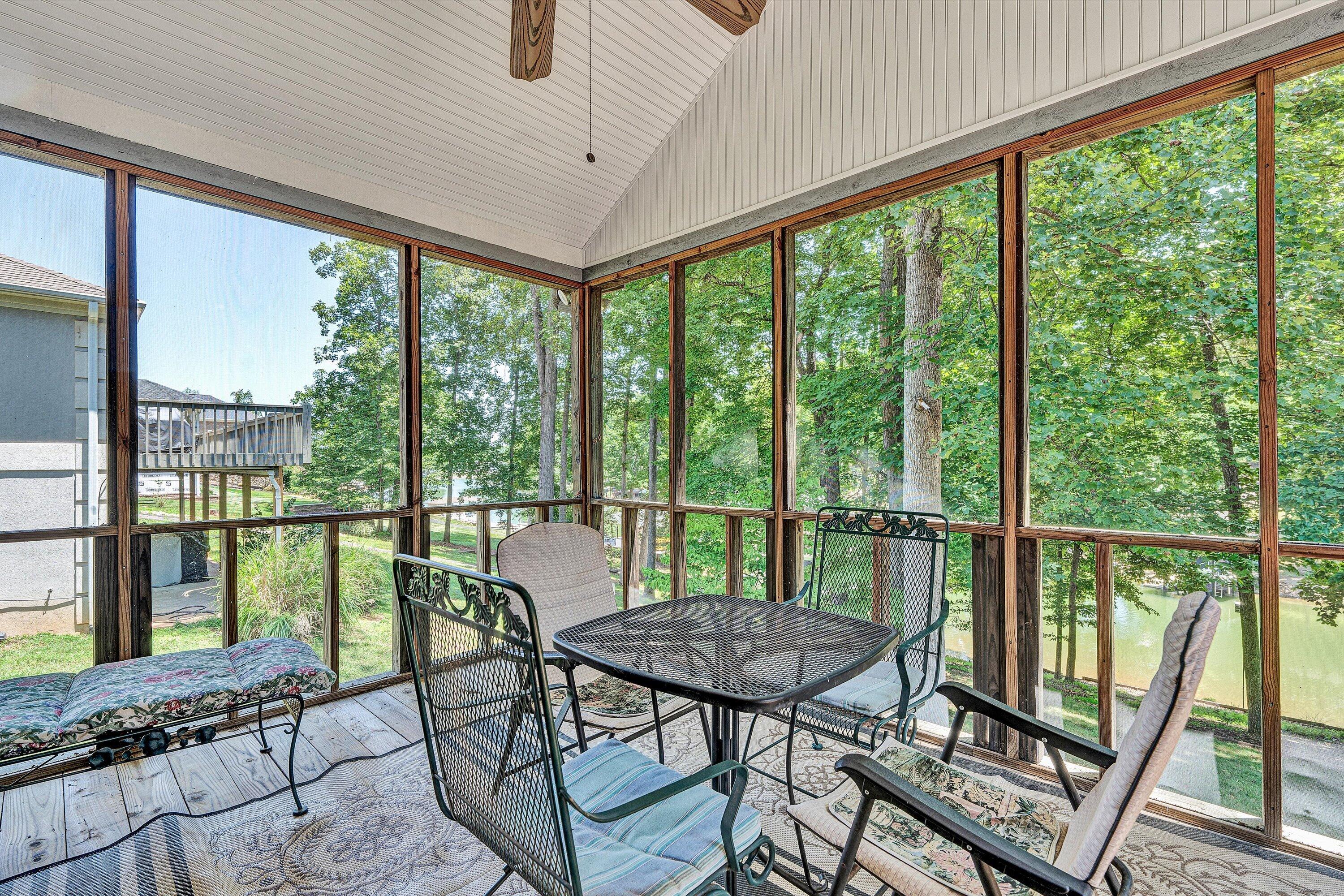 274 Woodbrook Road Moneta, VA 24121 - Photo 19 of 43 20-DSC00237