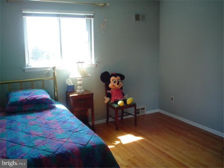 3022 Appledale Road Audubon, PA 19403 - Photo 17 of 22 Bedroom 3