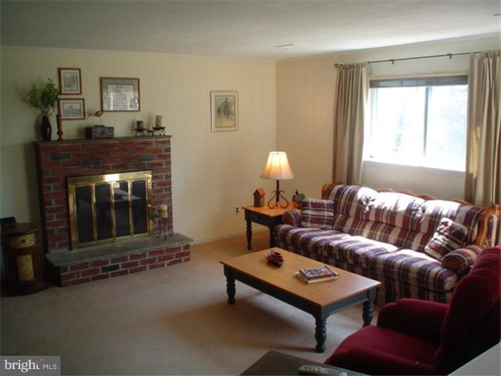 3022 Appledale Road Audubon, PA 19403 - Photo 6 of 22 Family Room