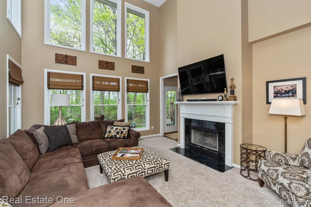1177 Chesapeake Rochester Hills, MI 48307 - Photo 13 of 63