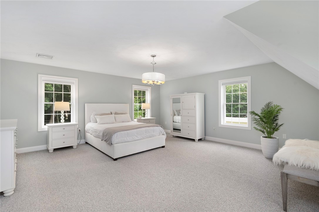 42 Lantern Road Lincoln, RI 02865 - Photo 31 of 47