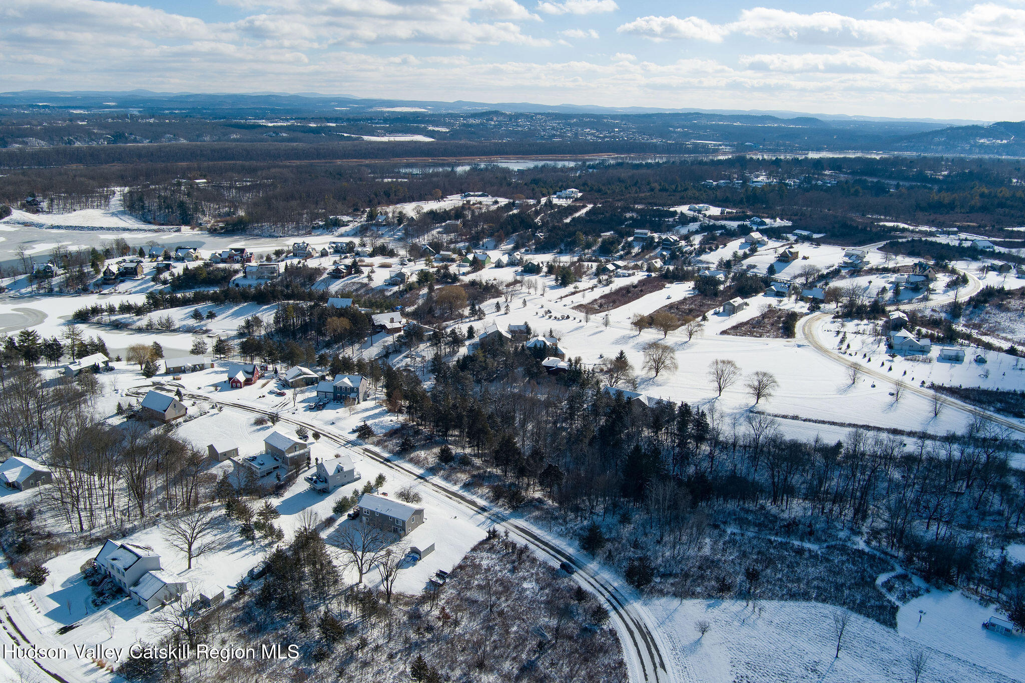 40 Travis Place, Unit 262 Athens, NY 12015 - Photo 10 of 10 an aerial view of multiple house