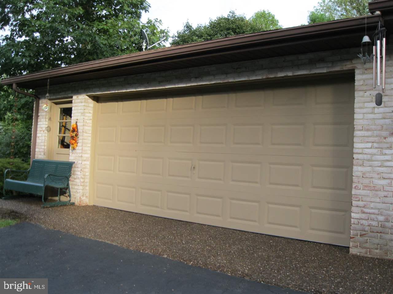 2120 Walnut Bottom Road Carlisle, PA 17015 - Photo 6 of 25 Gallery Image 6