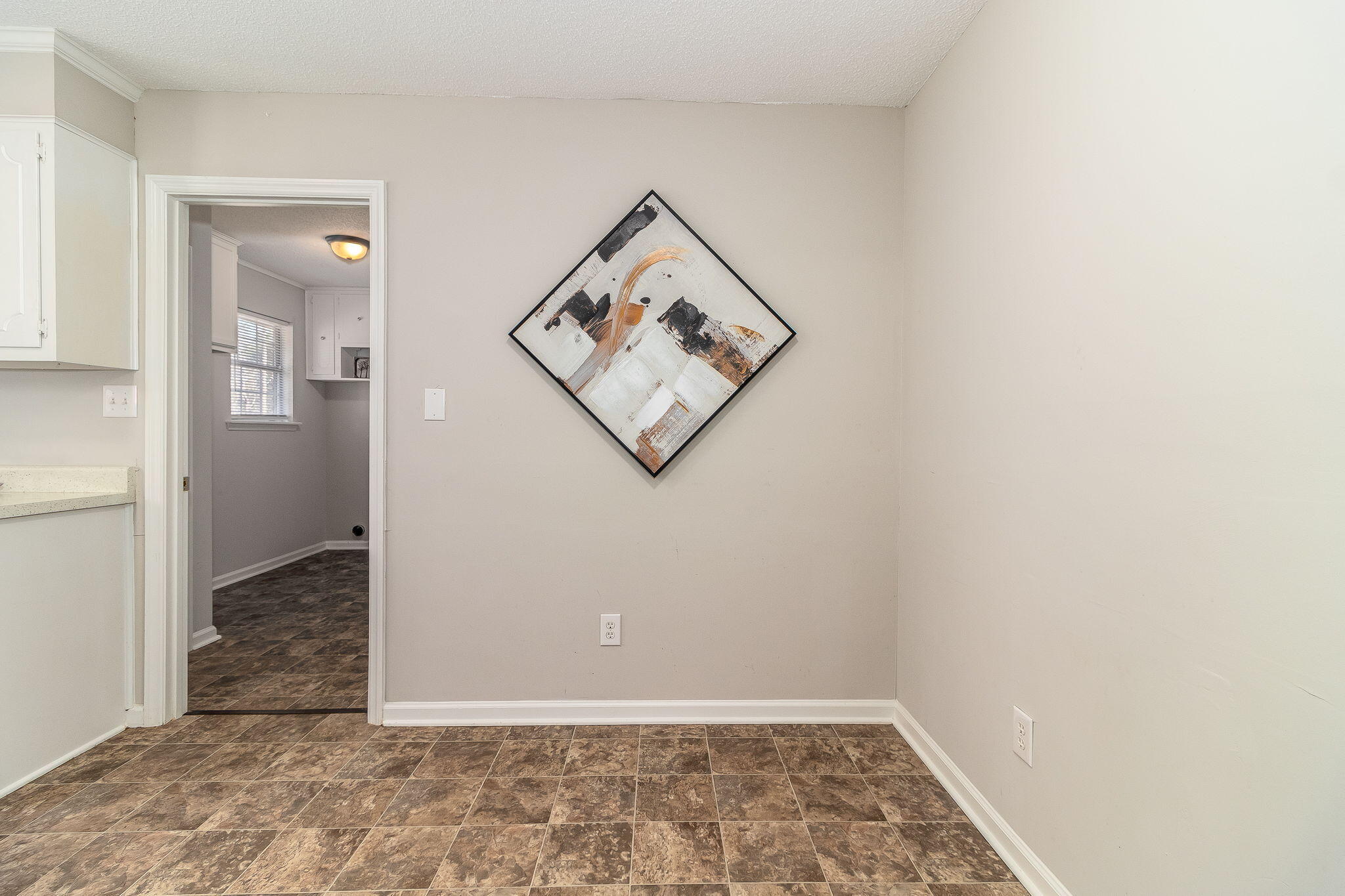 633 Ridgefield Drive North Augusta, SC 29841 - Photo 15 of 47 Kitchen Breakfast Nook