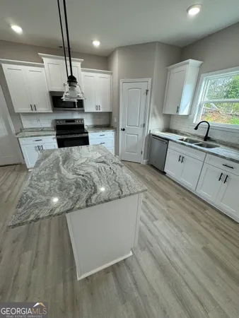 $249,900 | 258 Beau Claire Circle, Byron, GA 31008