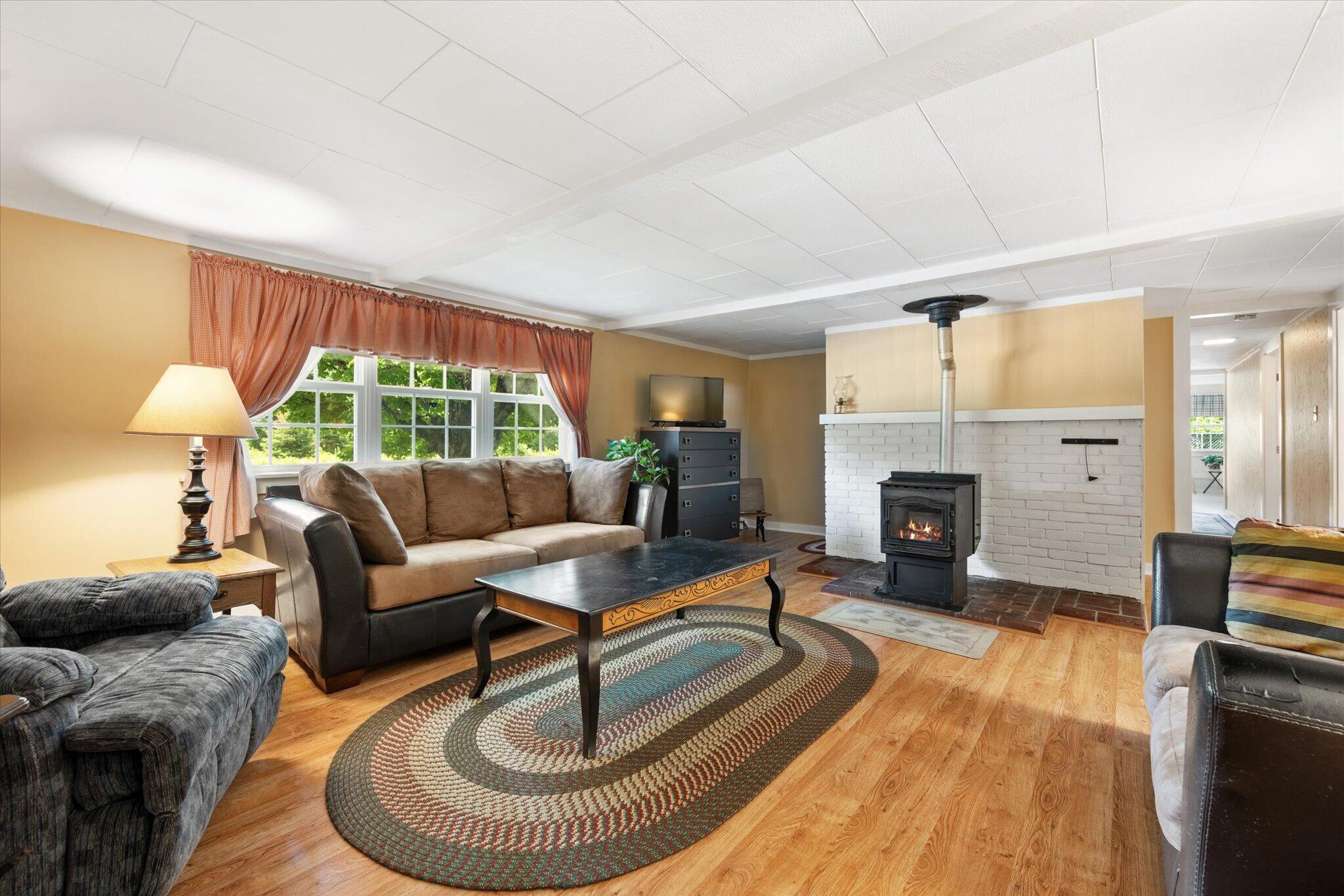 1224 Dover Road Garland, ME 04939 - Photo 15 of 73 Living Room