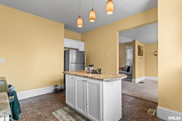 $135,000 | 135 North State Street, Springfield, IL 62702